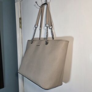 Michael Kors Jet Set Cement Saffiano Leather Silver Chain Shoulder Tote Bag